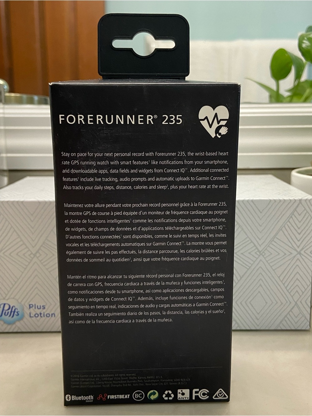 Garmin Forerunner 235 Black with Teal Accents and Band (in original box) - Picture 5 of 12